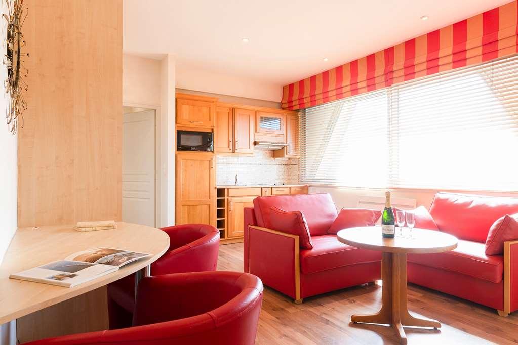 The Originals Boutique, Hotel Aquilon, Saint-Nazaire Room photo